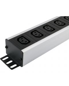 EXL10W IEC320 V/M PDU N/SW 13A